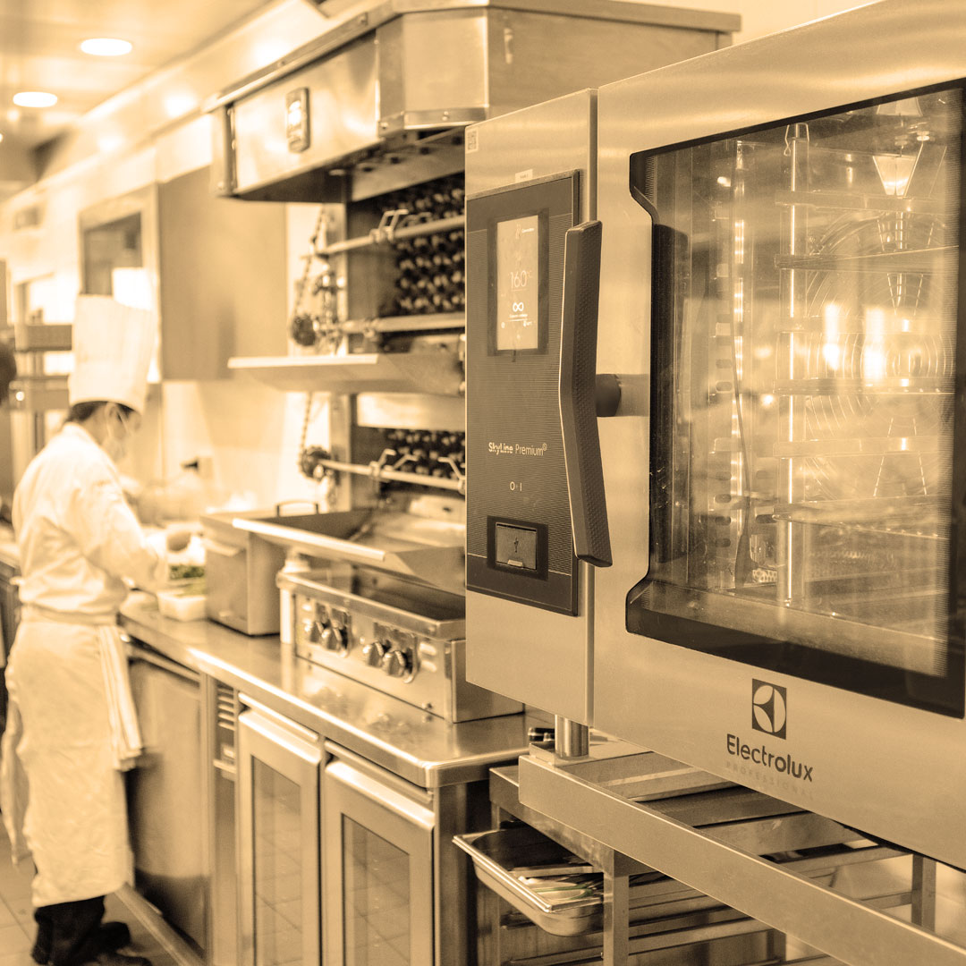 How Combi Ovens Improve Kitchen Efficiency | Eurotec Australia News