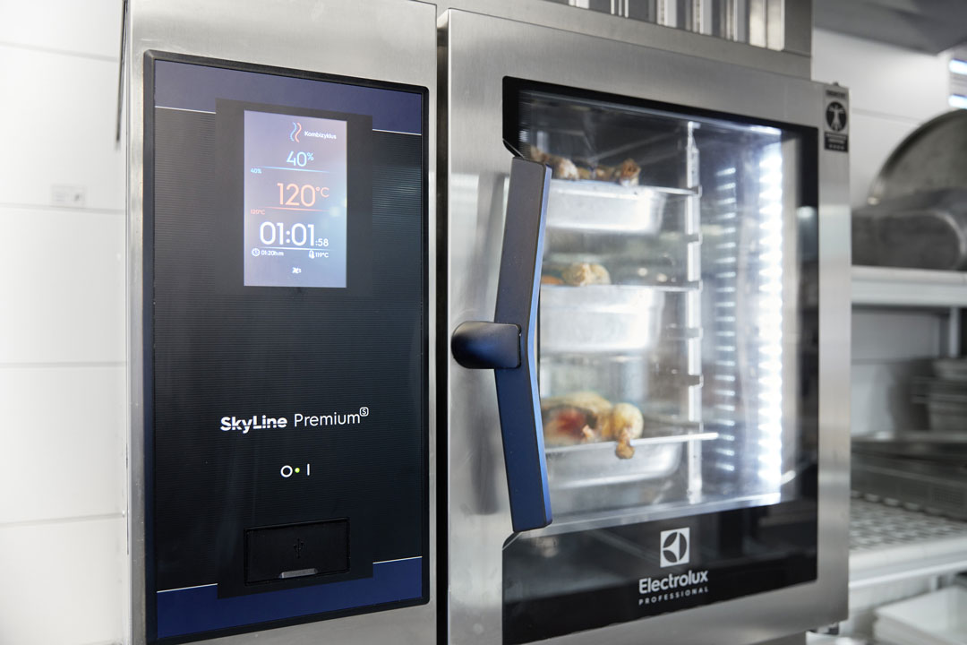 Electrolux Professional SkyLine PremiumS oven in use during service