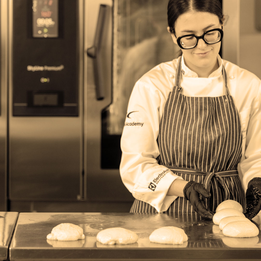 What Is a Combi Oven and How Does It Work | Eurotec Australia News